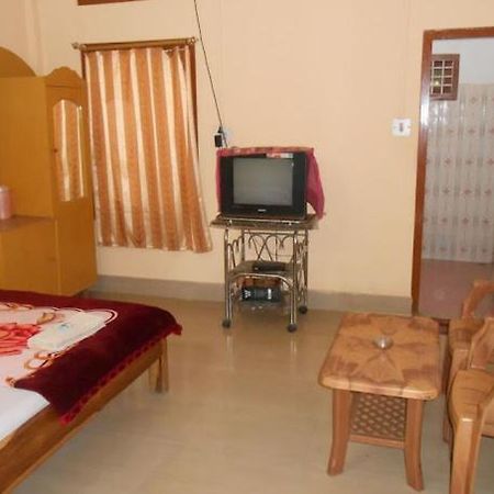 Kaziranga Rhino Guest House Hatikhuli Buitenkant foto