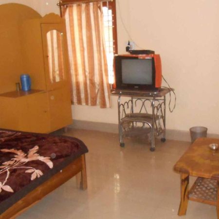 Kaziranga Rhino Guest House Hatikhuli Buitenkant foto